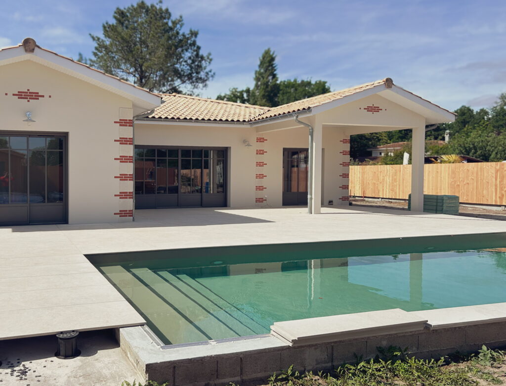 Noova Piscine Lege Cap Ferret Pisciniste BE90EFB4 0471 480D 9A39 5852773BB86E 1 102 O
